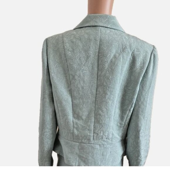 NWT EMMA & JAMES Light Green Skirt Suit Set Embellished Size 12 / 14 Retail $129 - Picture 3 of 5